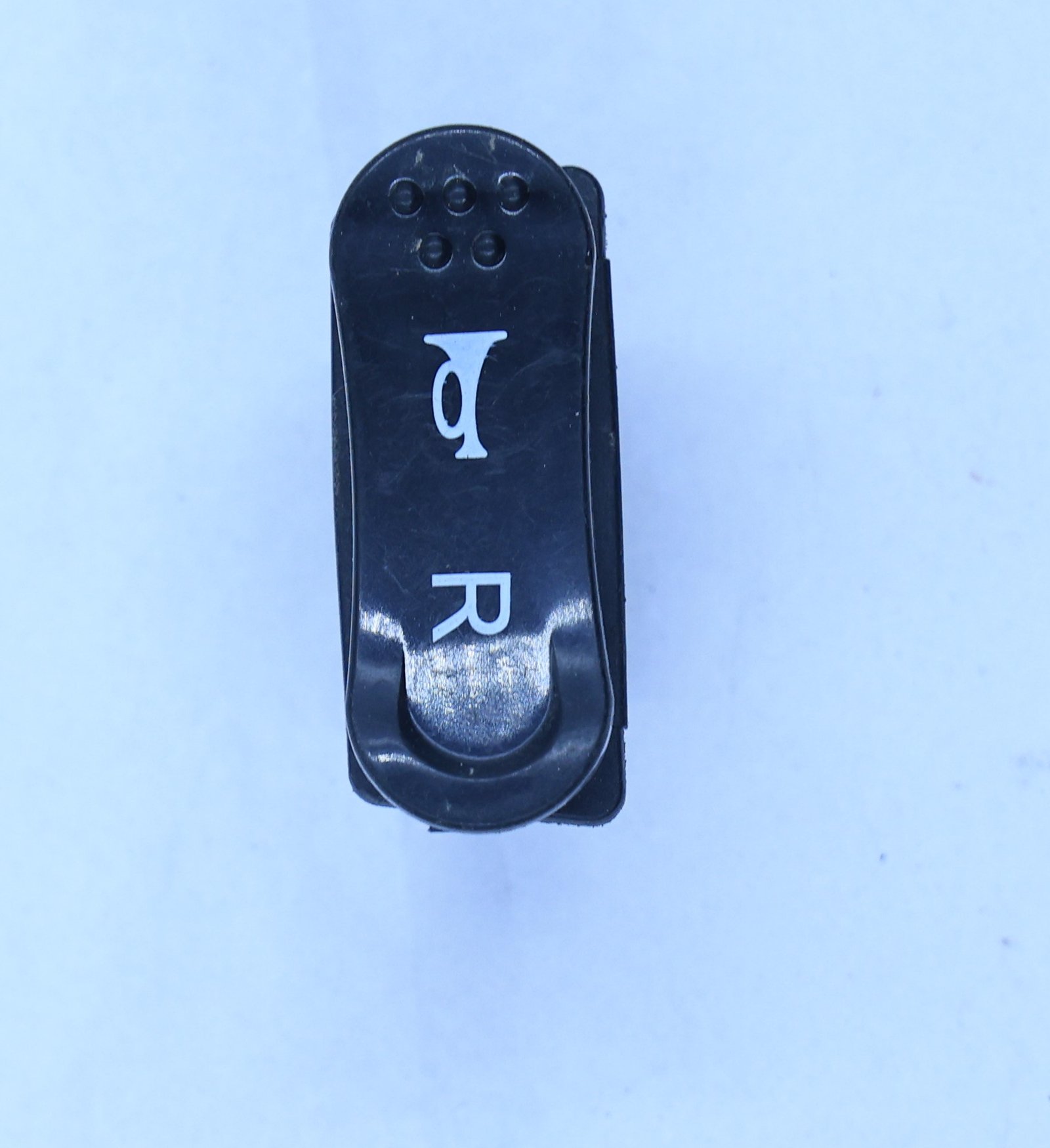SWITCH H+R [UM140]